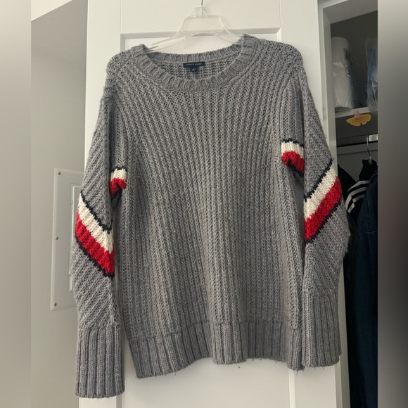 Peggy Sweater - Picture 1 of 3